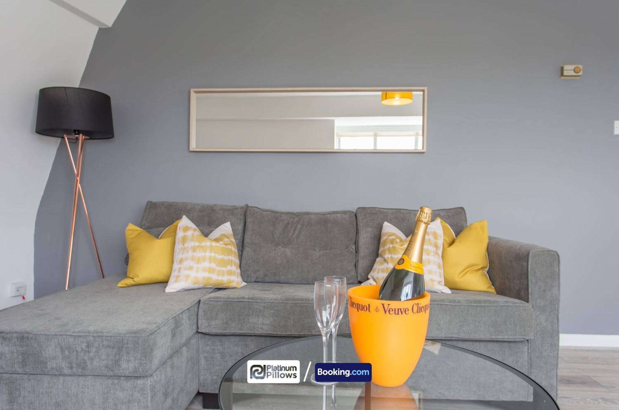 Oxford Apt Near Jr Hospital & Universities, Great Weekly & Long Stay Offers Luaran gambar